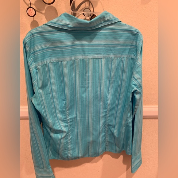 United Colors of Benetton Striped Blue Cotton Button-down Shirt Medium - Picture 2 of 3